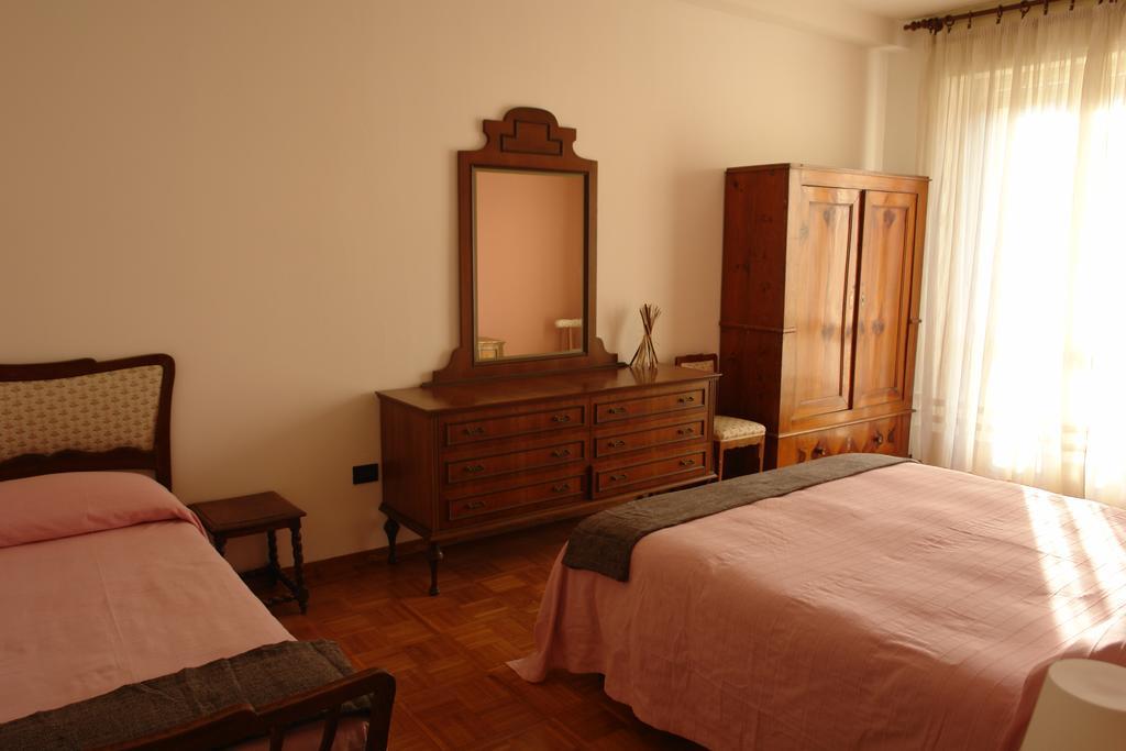 ראבנה B&B Beatrice חדר תמונה